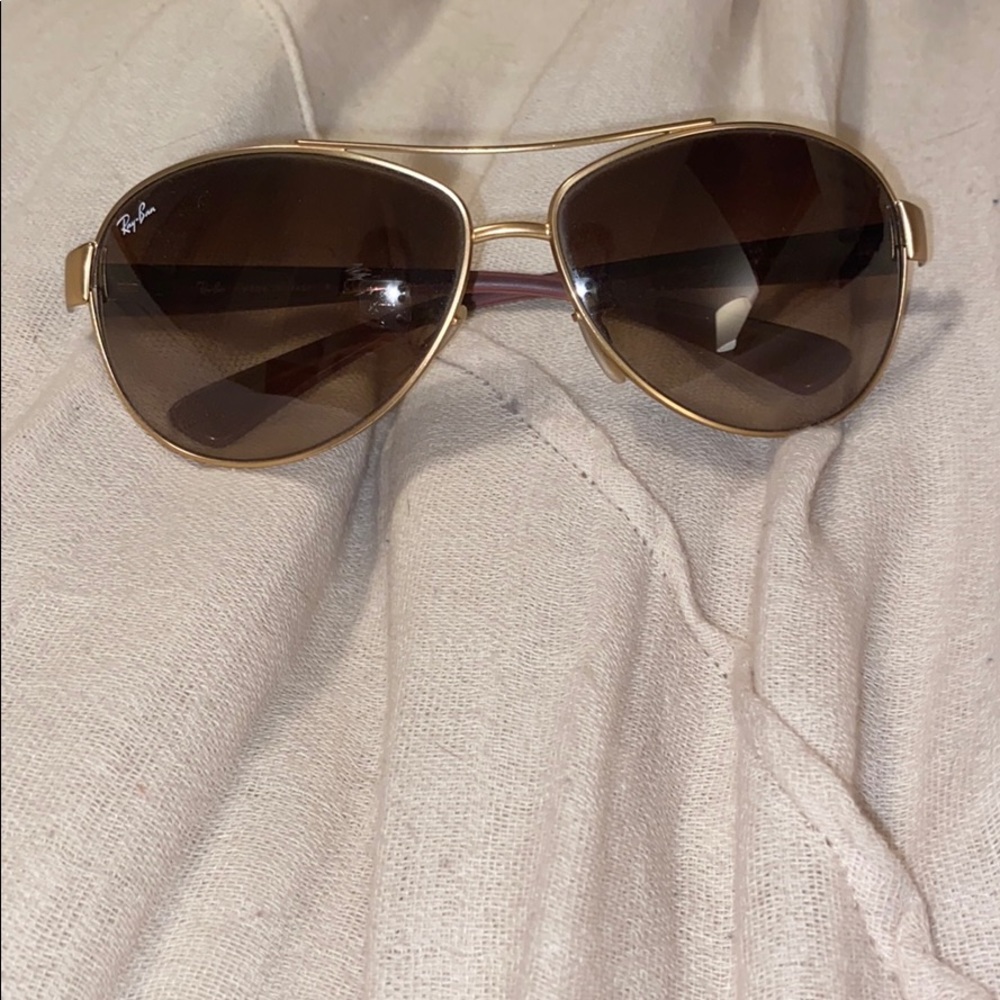 ray ban sunglasses- aviator